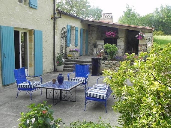 Domaine De Puycarpin Hotel Belves-de-Castillon Bagian luar foto